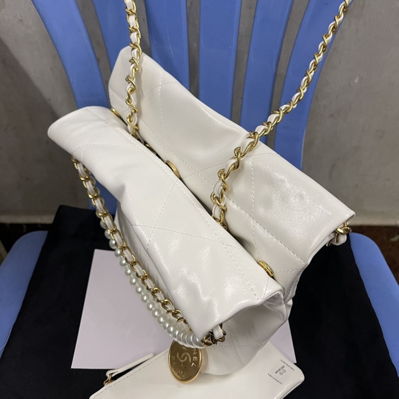 Chanel Hobo 22 Bags